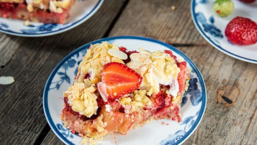 Mary Berry Rhubarb Cake